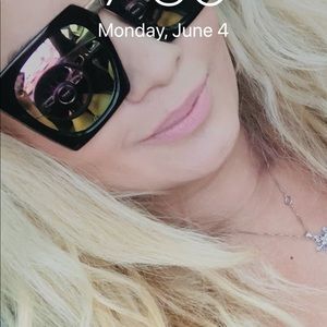 Meet your Posher, Sonia